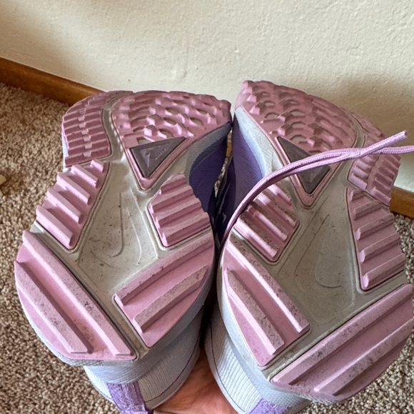 Women's Purple React Pegasus Trail 4 Gore-Tex Sneakers - Picture 4 of 8